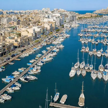 Msida 2br Near With Terrace アパート Tal-Ħriereb