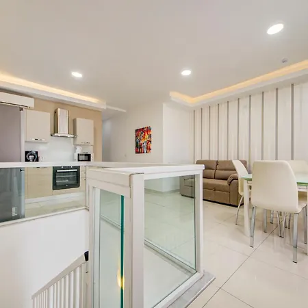Msida 2br Near With Terrace * Tal-Hriereb