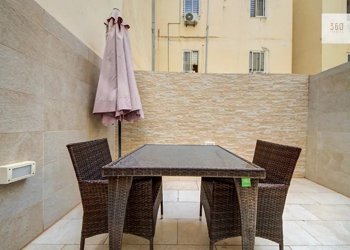 Apartment Msida 2br Near With Terrace